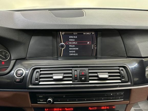 BMW 5 серии 528iA Business, 2.0 л, АТ, 2012 фото 14