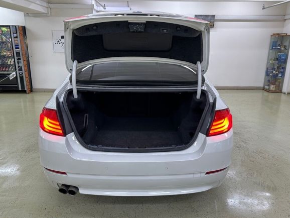 BMW 5 серии 528iA Business, 2.0 л, АТ, 2012 фото 1