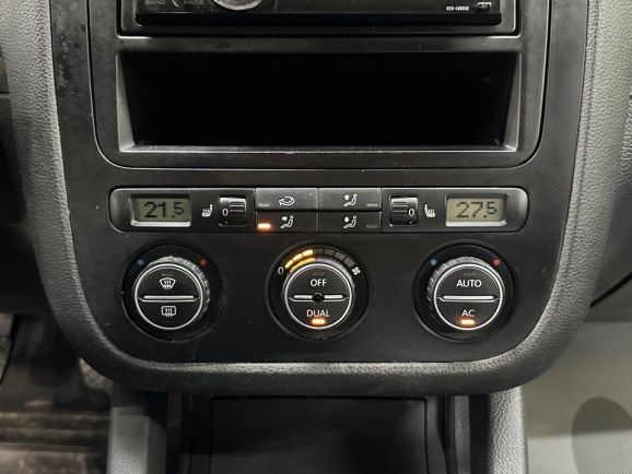 Volkswagen Golf Trendline, 1.6 л, МТ, 2008 фото 2