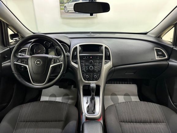 Opel Astra Enjoy, 1.4 л, АТ, 2012 фото 14