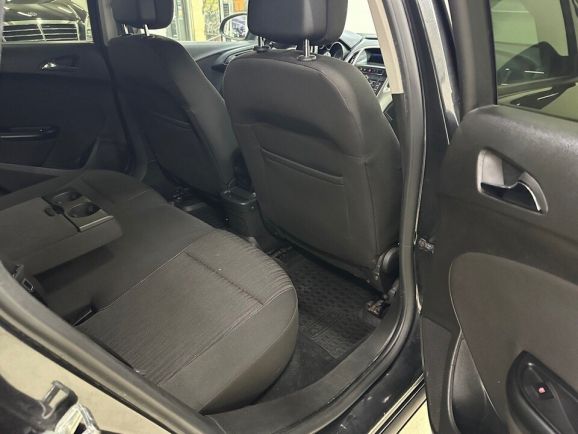 Opel Astra Enjoy, 1.4 л, АТ, 2012 фото 2