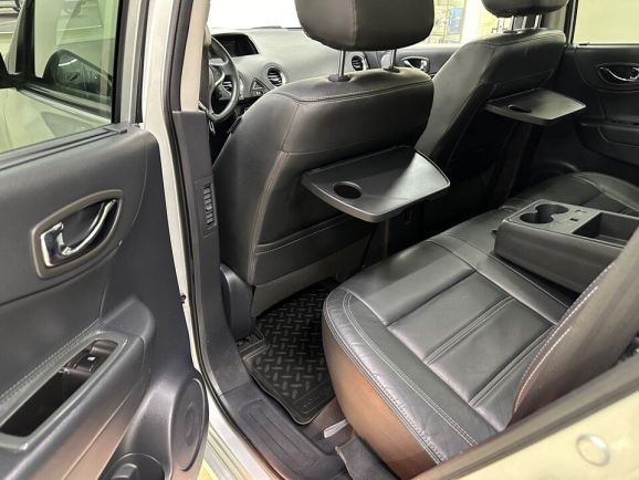 Renault Koleos, 2.5 л, Вариатор, 2013 фото 2