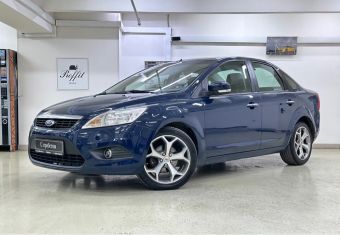 Ford Focus, 1.6 л, МКПП, 2010 фото 3