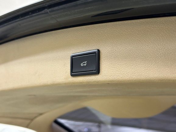 Volkswagen Touareg, 3.0 л, АТ, 2009 фото 10