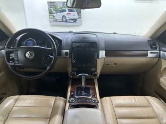 Volkswagen Touareg, 3.0 л, АКПП, 2009 фото 15