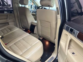 Volkswagen Touareg, 3.0 л, АКПП, 2009 фото 2