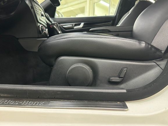 Mercedes-Benz C-Класс C 180, 1.6 л, АТ, 2012 фото 12