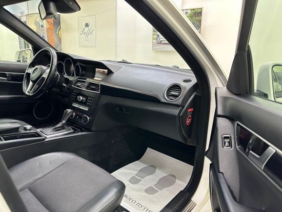 Mercedes-Benz C-Класс C 180, 1.6 л, АТ, 2012 фото 19