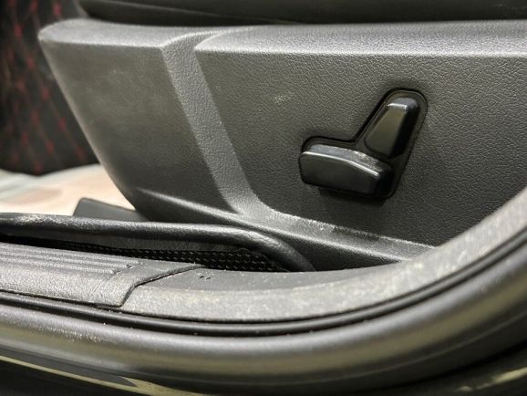 Chrysler 300C, 2.7 л, АТ, 2008 фото 12