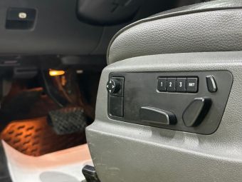 Volkswagen Touareg, 3.2 л, АКПП, 2005 фото 12