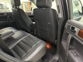 Volkswagen Touareg, 3.2 л, АКПП, 2005 фото 2