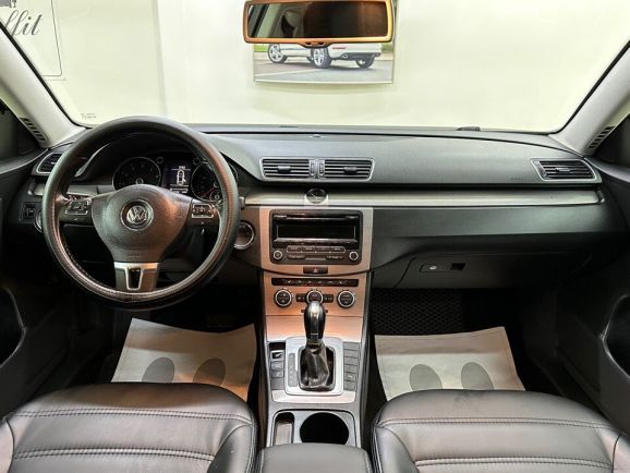 Volkswagen Passat Style, 1.8 л, Робот, 2012 фото 11