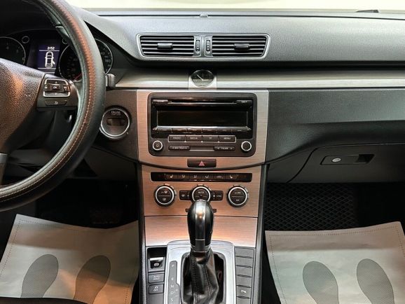 Volkswagen Passat Style, 1.8 л, Робот, 2012 фото 14