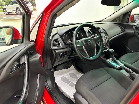 Opel Astra Enjoy, 1.6 л, АТ, 2013 фото 10