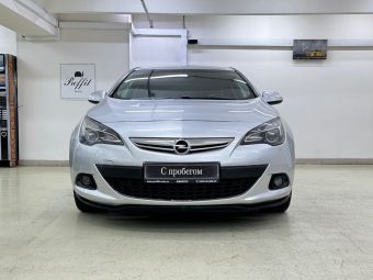 Opel Astra, 1.6 л, МКПП, 2012 фото 4