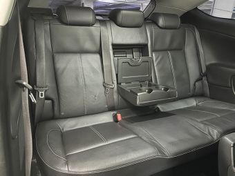 Opel Astra, 1.6 л, МКПП, 2012 фото 1