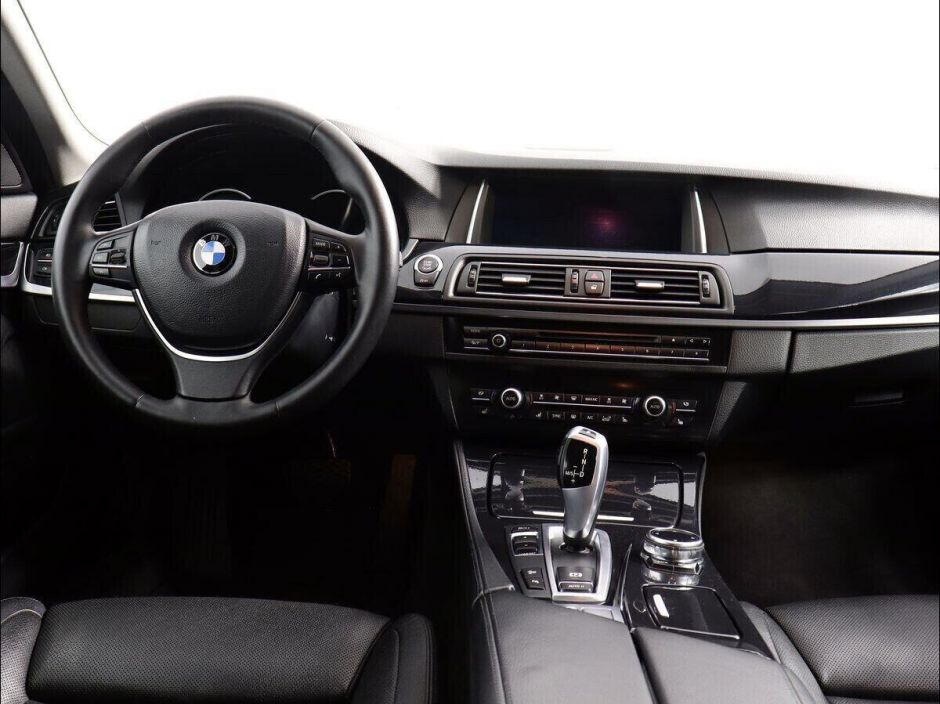 BMW 5 серии, 2.0 л, АТ, 2013 фото 8