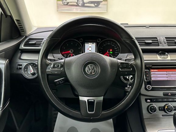 Volkswagen Passat Style, 1.8 л, Робот, 2012 фото 15