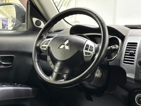 Mitsubishi Outlander, 2.4 л, Вариатор, 2008 фото 12