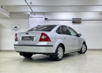 Ford Focus Ghia, 1.6 л, МТ, 2008 фото 8
