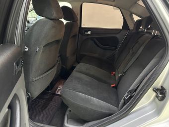 Ford Focus Ghia, 1.6 л, МТ, 2008 фото 2