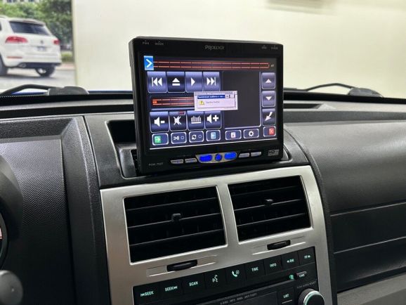 Dodge Nitro, 3.7 л, АТ, 2007 фото 13