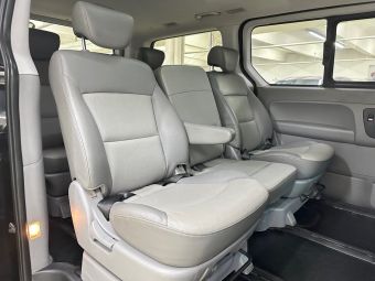 Hyundai Grand Starex, 2.5 л, АКПП, 2008 фото 13