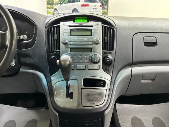 Hyundai Grand Starex, 2.5 л, АТ, 2008 фото 16