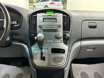 Hyundai Grand Starex, 2.5 л, АКПП, 2008 фото 16