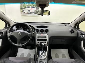 Peugeot 308 Active, 1.6 л, АКПП, 2012 фото 10