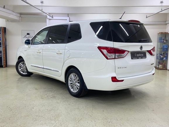 SsangYong Stavic, 2.0 л, АТ, 2013 фото 6