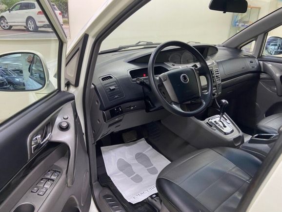 SsangYong Stavic, 2.0 л, АТ, 2013 фото 10