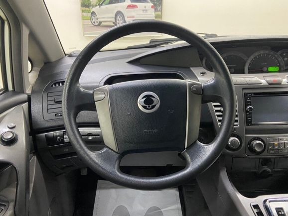 SsangYong Stavic, 2.0 л, АТ, 2013 фото 11