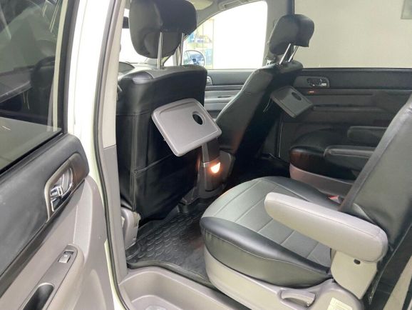 SsangYong Stavic, 2.0 л, АТ, 2013 фото 16