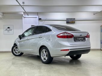 Ford Fiesta, 1.6 л, РКПП, 2015 фото 6