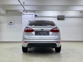 Ford Fiesta, 1.6 л, РКПП, 2015 фото 7