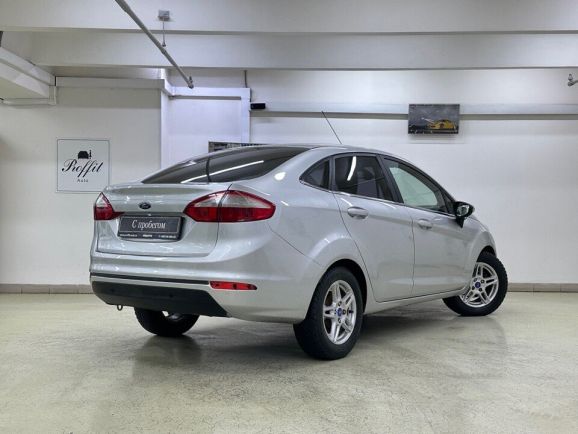 Ford Fiesta, 1.6 л, Робот, 2015 фото 8