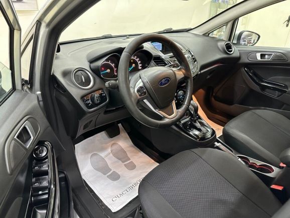 Ford Fiesta, 1.6 л, Робот, 2015 фото 10