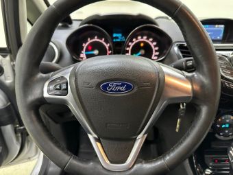 Ford Fiesta, 1.6 л, РКПП, 2015 фото 11