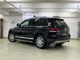 Volkswagen Touareg, 3.0 л, АТ, 2010 фото 6