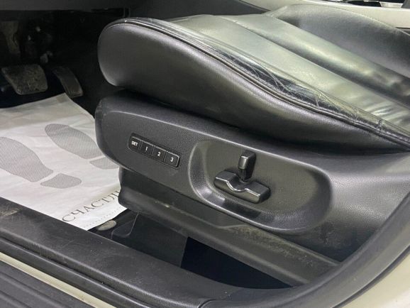 Mazda CX-7, 2.3 л, АТ, 2011 фото 11