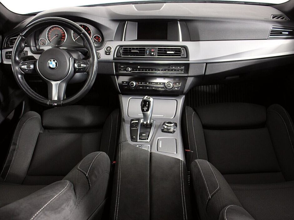 BMW 5 серии, 2.0 л, АТ, 2014 фото 11