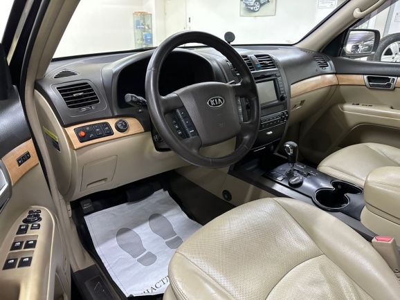 Kia Mohave Premium, 3.0 л, АТ, 2011 фото 10