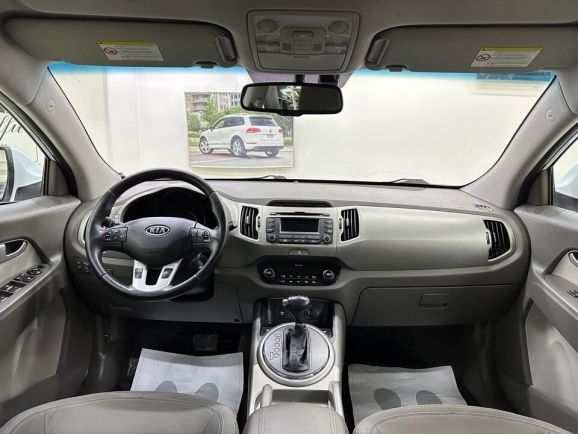 Kia Sportage Prestige, 2.0 л, АТ, 2012 фото 12