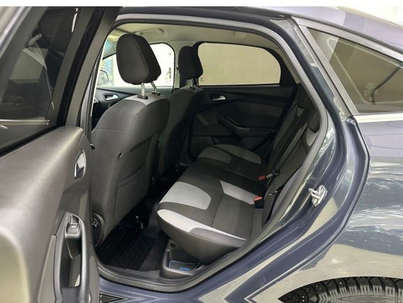 Ford Focus Titanium, 1.6 л, Робот, 2014 фото 1
