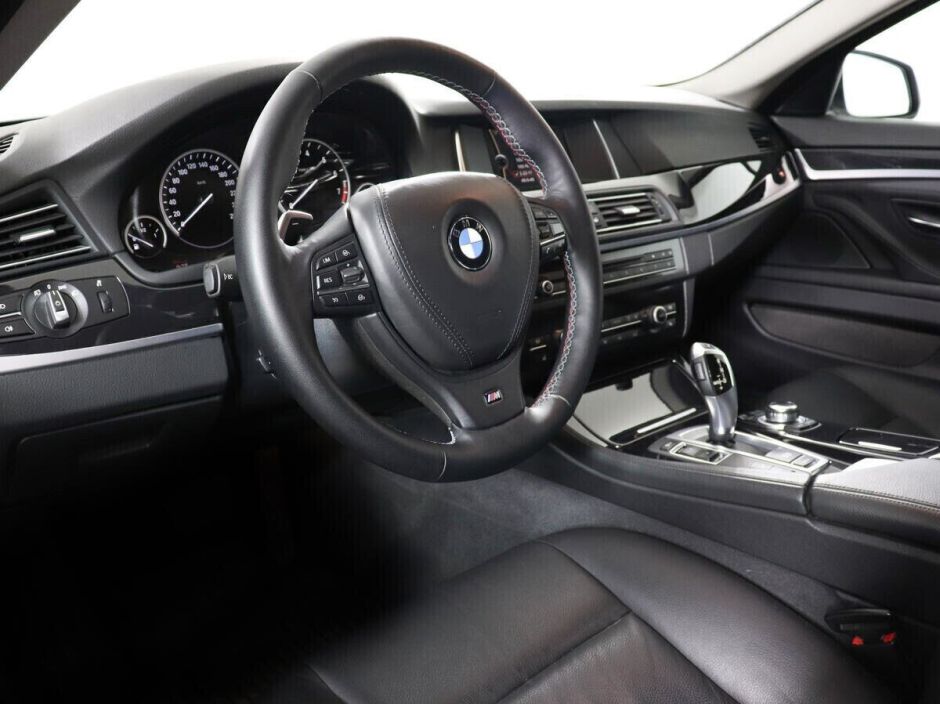 BMW 5 серии, 2.0 л, АТ, 2013 фото 12