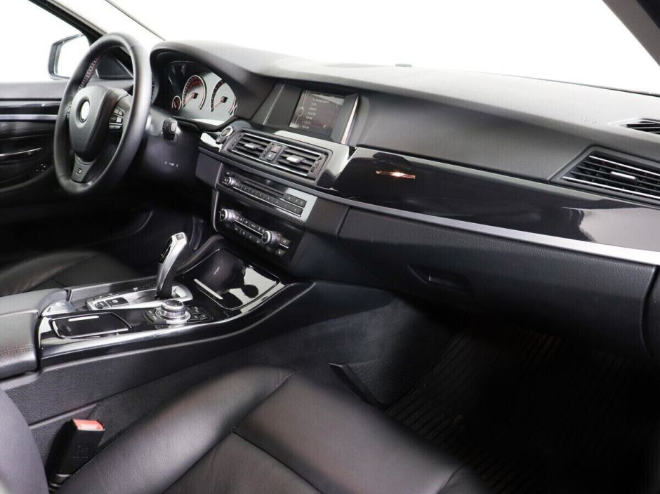 BMW 5 серии, 2.0 л, АТ, 2013 фото 13