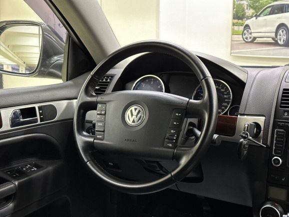 Volkswagen Touareg, 3.0 л, АТ, 2008 фото 13