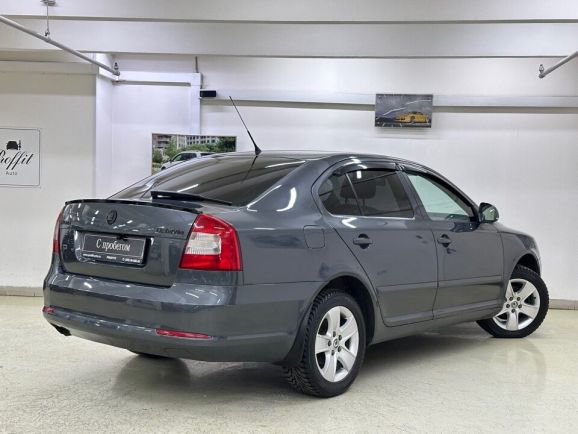 Skoda Octavia, 1.4 л, Робот, 2010 фото 8