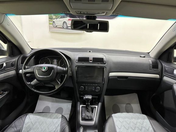 Skoda Octavia, 1.4 л, Робот, 2010 фото 11